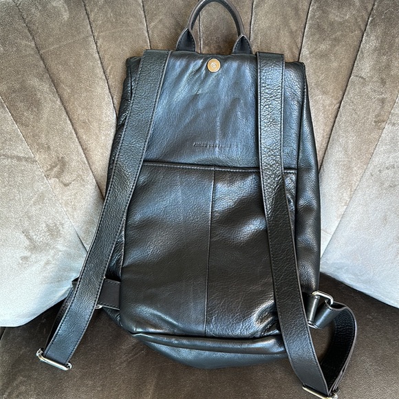 Aimee Kestenberg Genuine Leather backpack - Picture 4 of 5